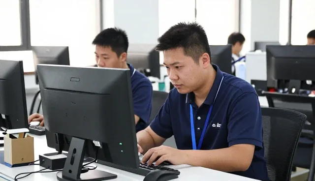 服务器客户如何选择信息化方案